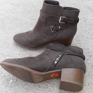 Women's boots